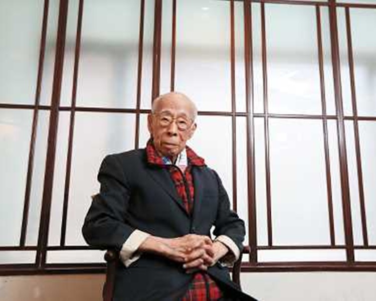 著名国学大师饶宗颐在香港逝世