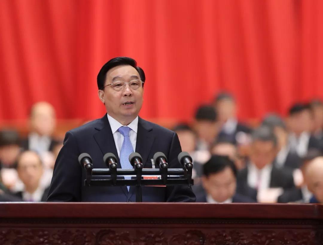 王晨作关于《中华人民共和国宪法修正案（草案）》的说明（摘要）