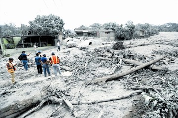 危地马拉火山喷发遇难人数升至65人