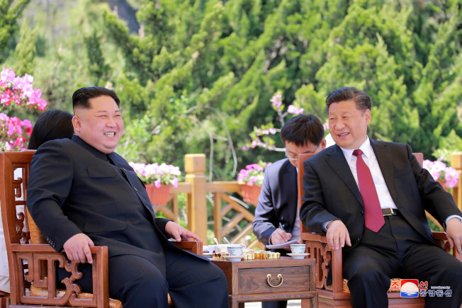 金正恩送花为习庆生