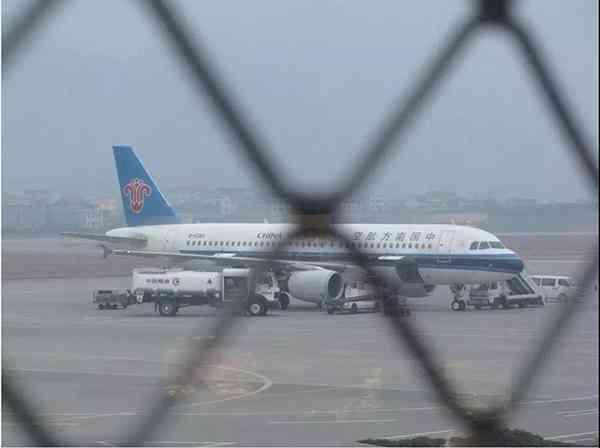 中国民航局：首批86名失信旅客禁乘飞机一年
