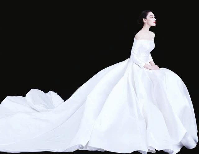 张馨予今日大婚 酒席最低一桌是14888(图)
