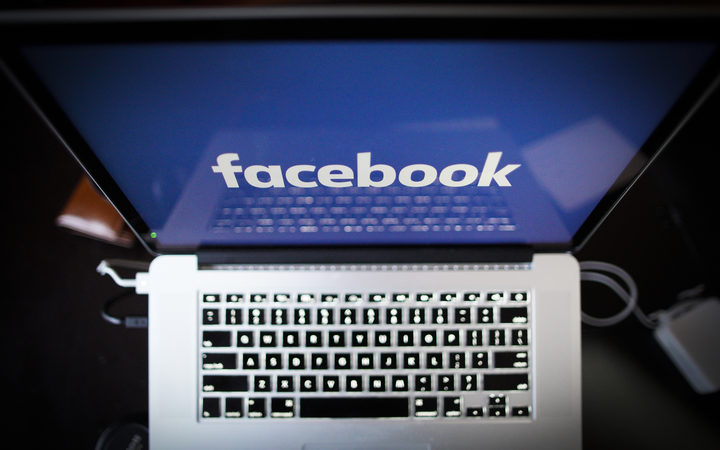 社交媒体网站Facebook和Instagram宕机，新西兰警察发文：我们无能为力