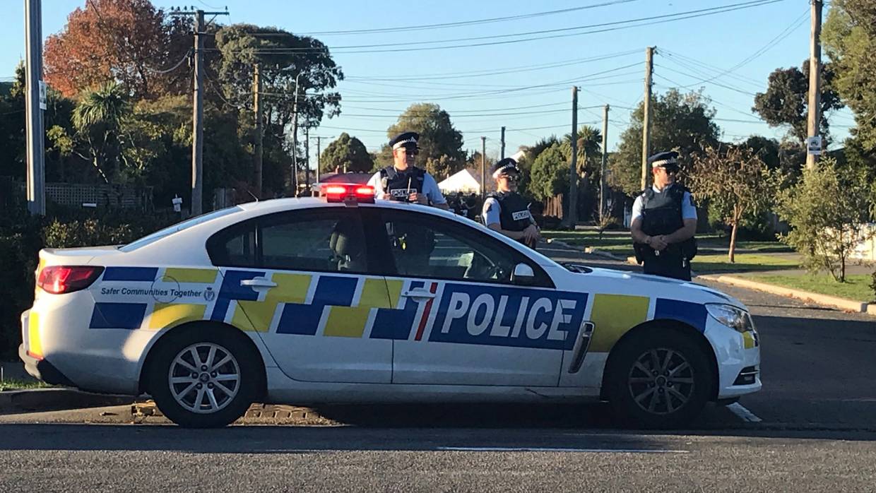 基督城Phillipstown出大事 大批警察封锁道路