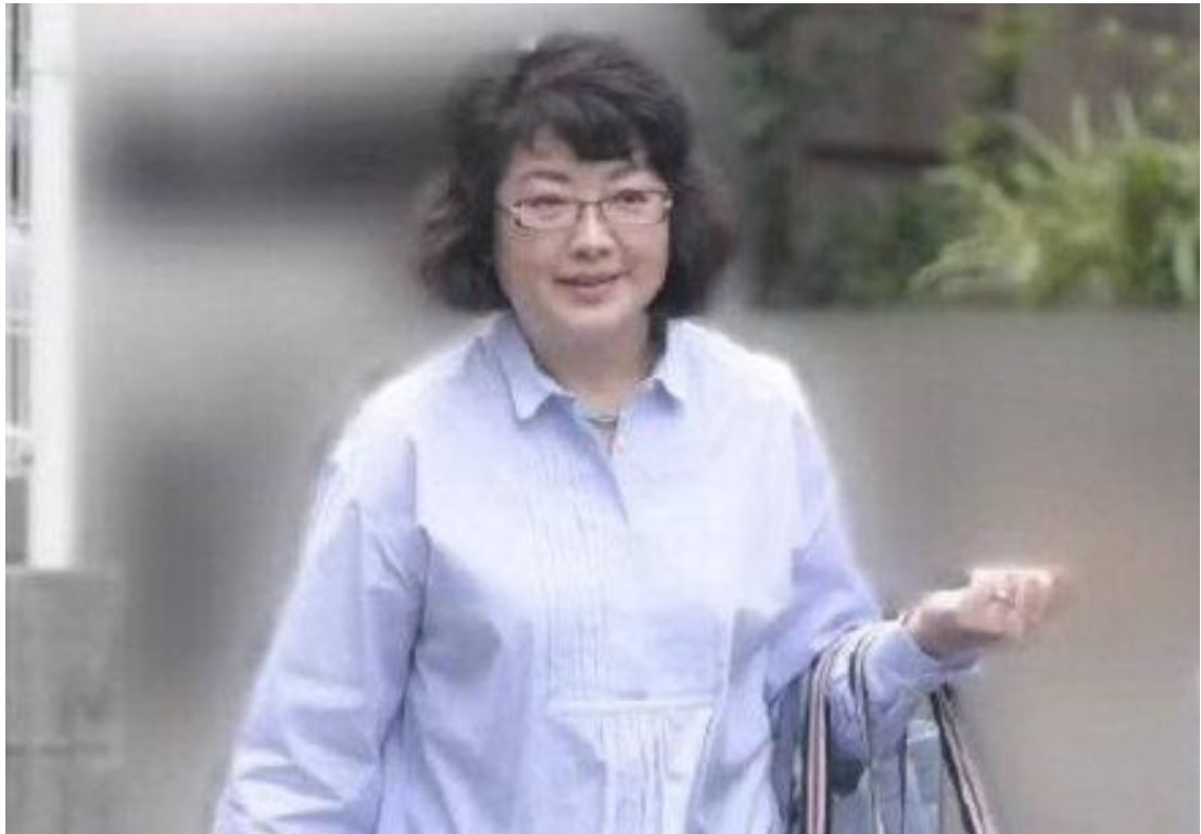 60岁山口百惠近照曝光 打扮朴素被赞“优雅老去”(组图)