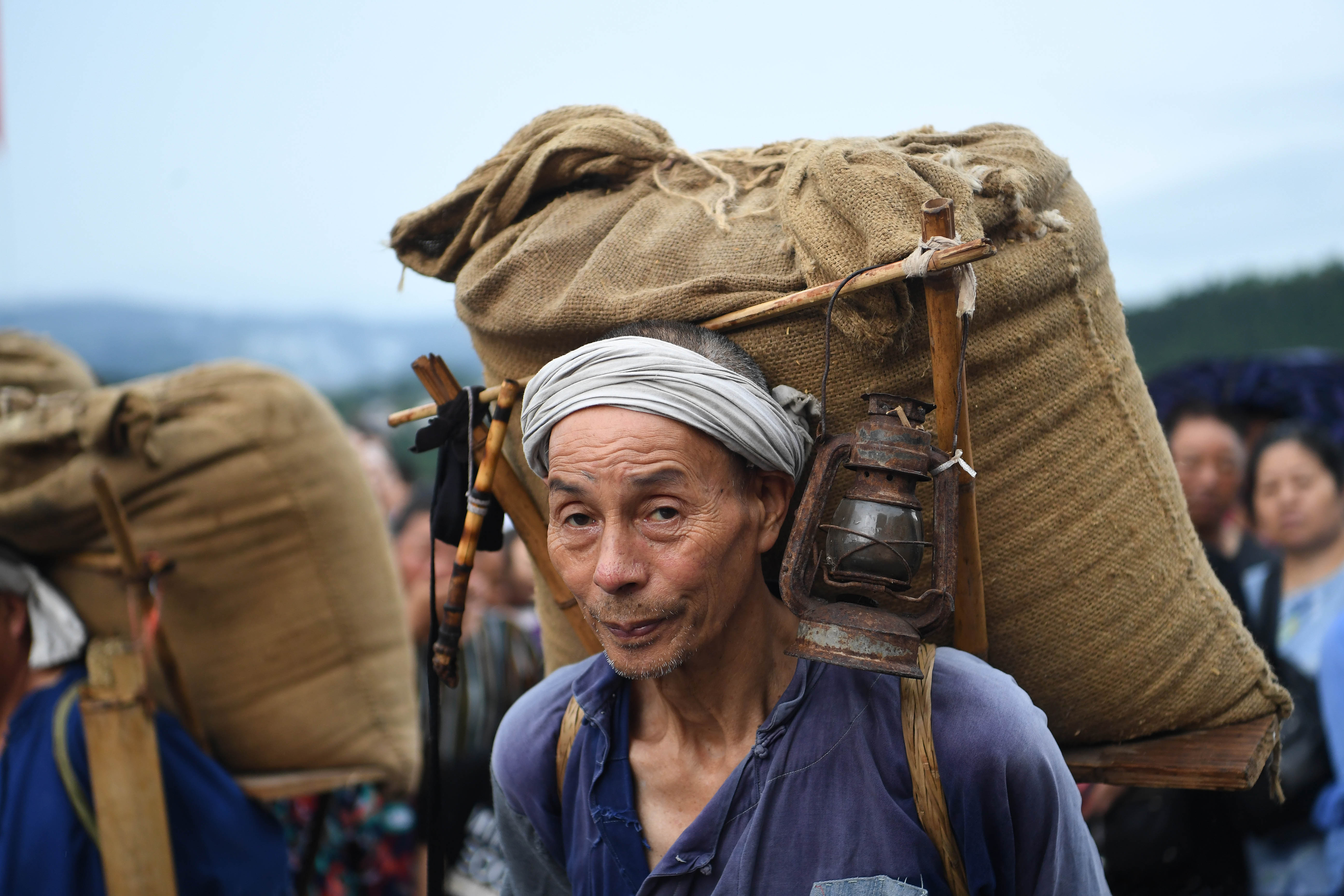 重庆老人古镇展示盐运民俗文化
