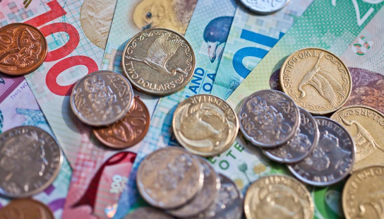 新西兰储备银行将现金利率下调至1%