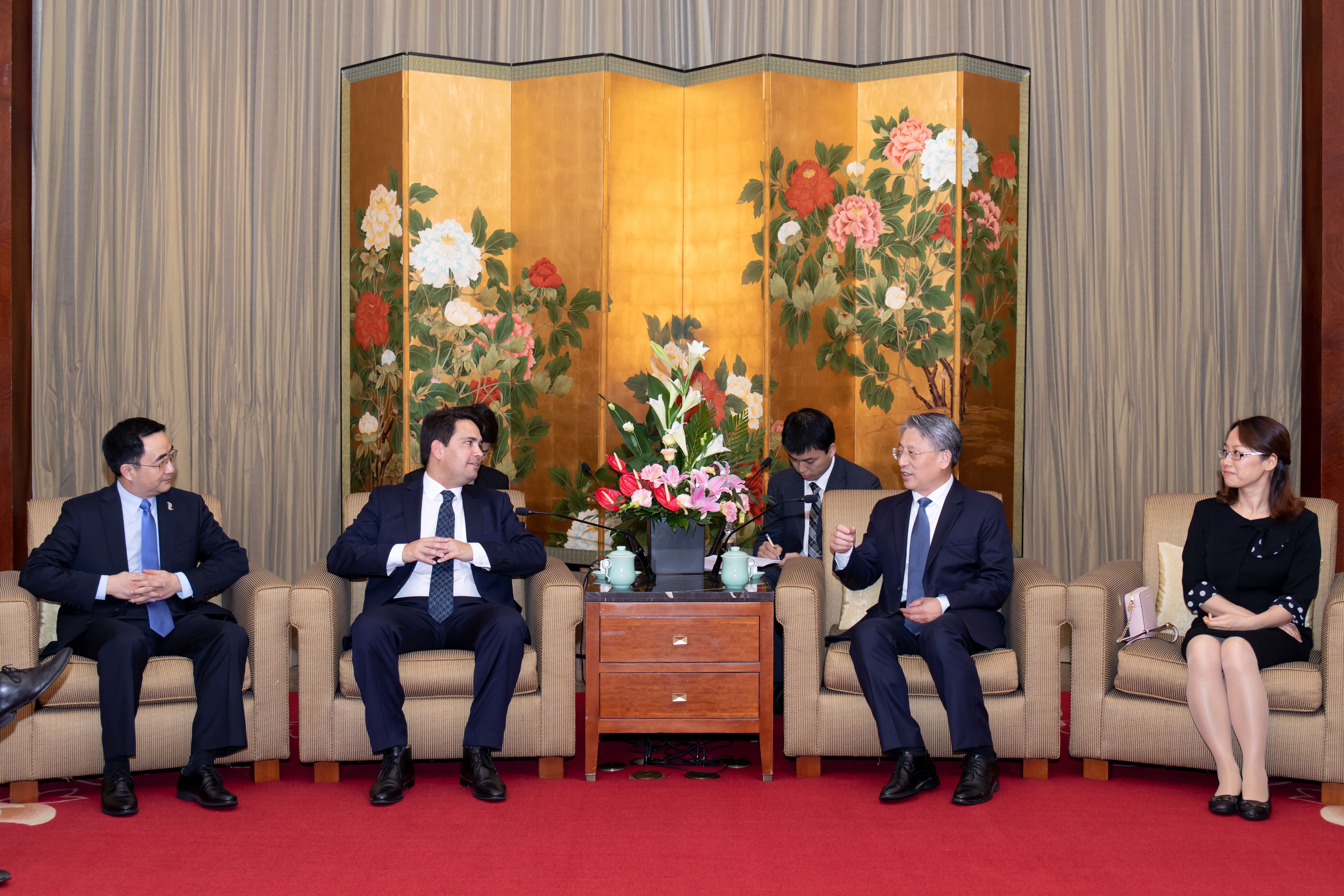 新西兰国家党代表团访问上海