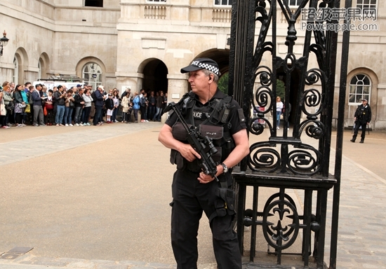 英国内政部称该国恐怖主义威胁等级下降