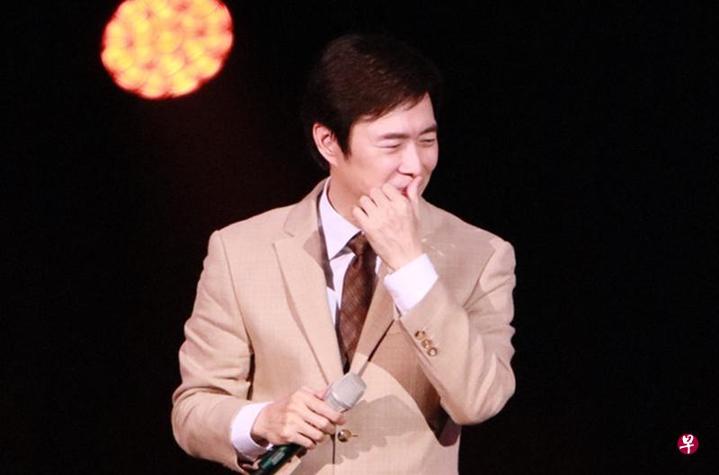 最污段子手、称霸乐坛40年、一生不婚……有缘再见了！