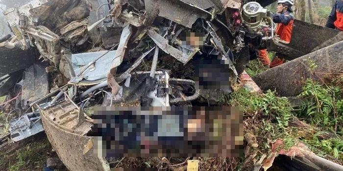 台一架黑鹰直升机失事 遇难“参谋总长”上任仅半年