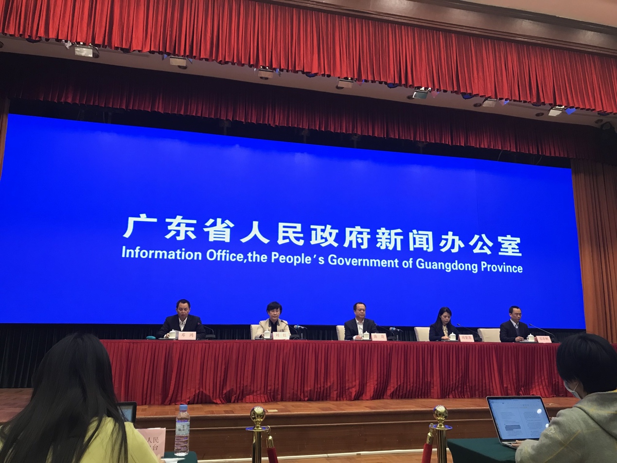 广东1400万个捐赠口罩支援湖北  对境外捐赠防疫物资免征关税