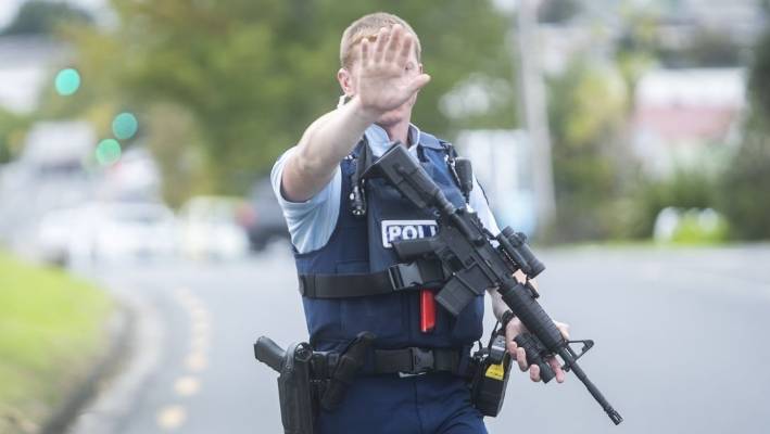 家庭聚会？警察可能破门而入——新西兰封闭期间警方将强制执行禁令规定