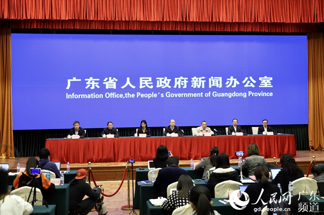 权威信息跑在谣言前面-广东省疫情防控例行新闻发布会侧记