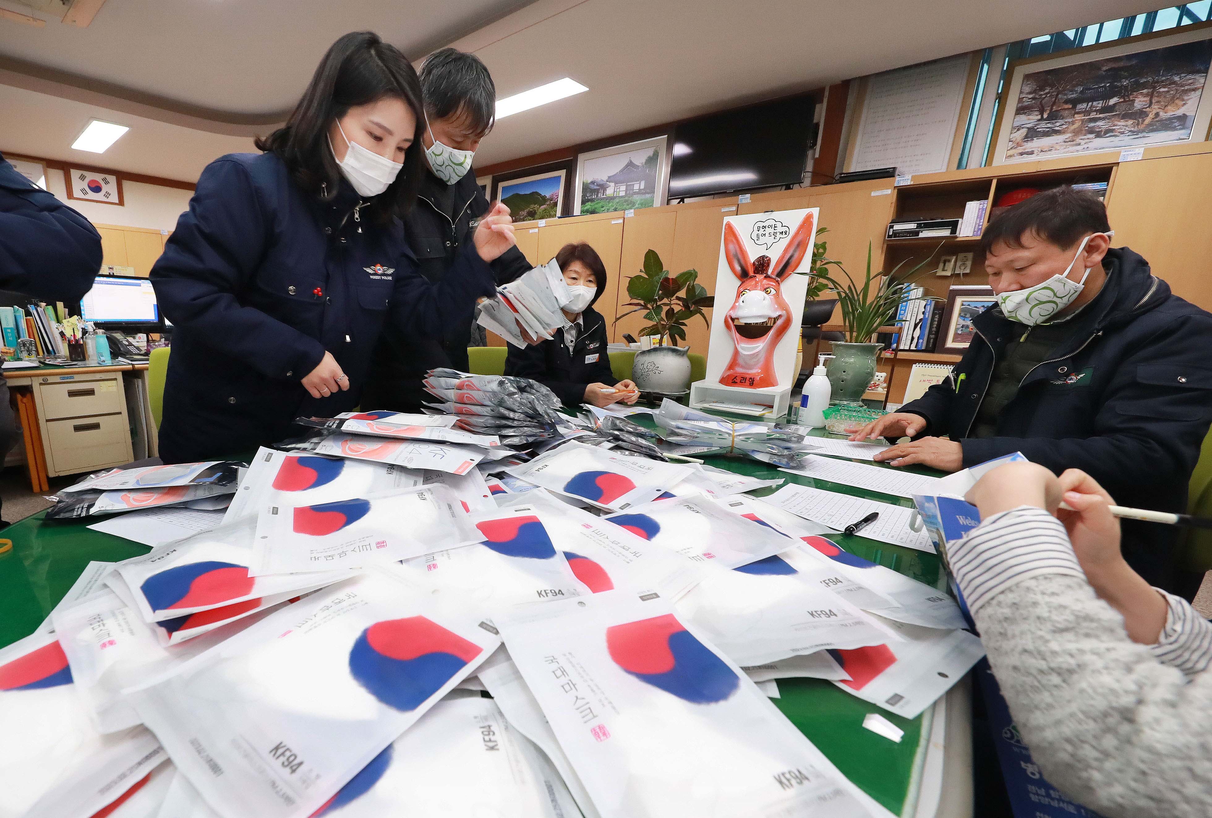 韩国新增438例新冠病例 累计确诊5766例