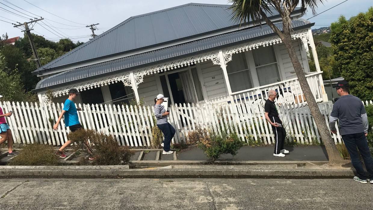 好消息！但尼丁鲍德温街（Baldwin St）夺回了世界上最陡街道称号