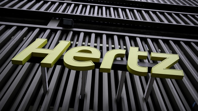 裁员一万！汽车租赁巨头Hertz申请破产，股价暴跌80%