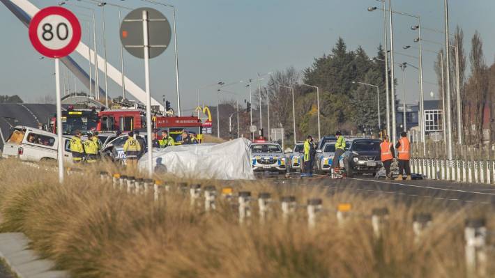 基督城高速周日早发生车祸致两人死亡，死者今天已确认姓名