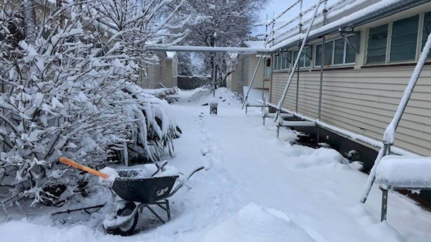 天气：新西兰大部遭遇降温天气，局部降雪