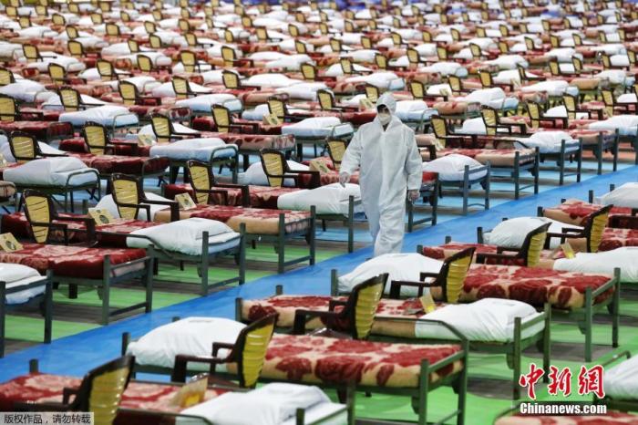 多国再现聚集性感染 疫情恶化美政府复课计划遭批