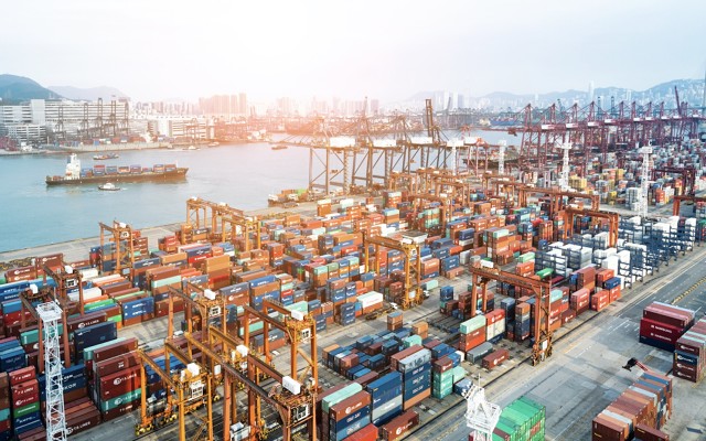 世贸组织预计今年全球货物贸易量将萎缩9.2%
