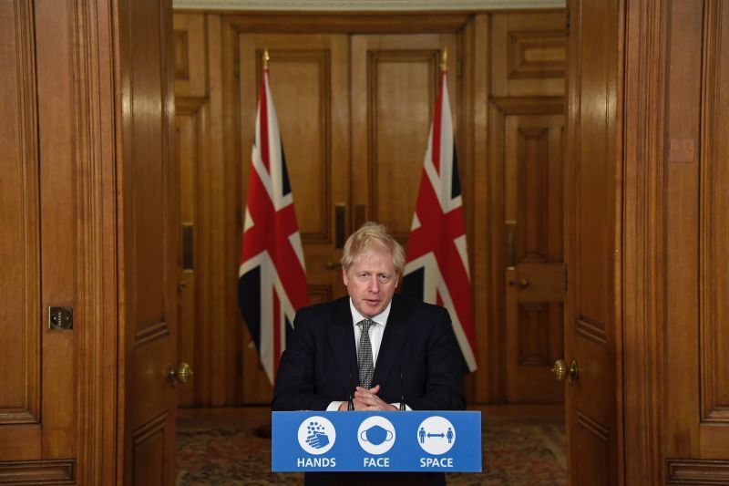 英国新冠确诊病例数过百万 计划再度实施“禁足”措施