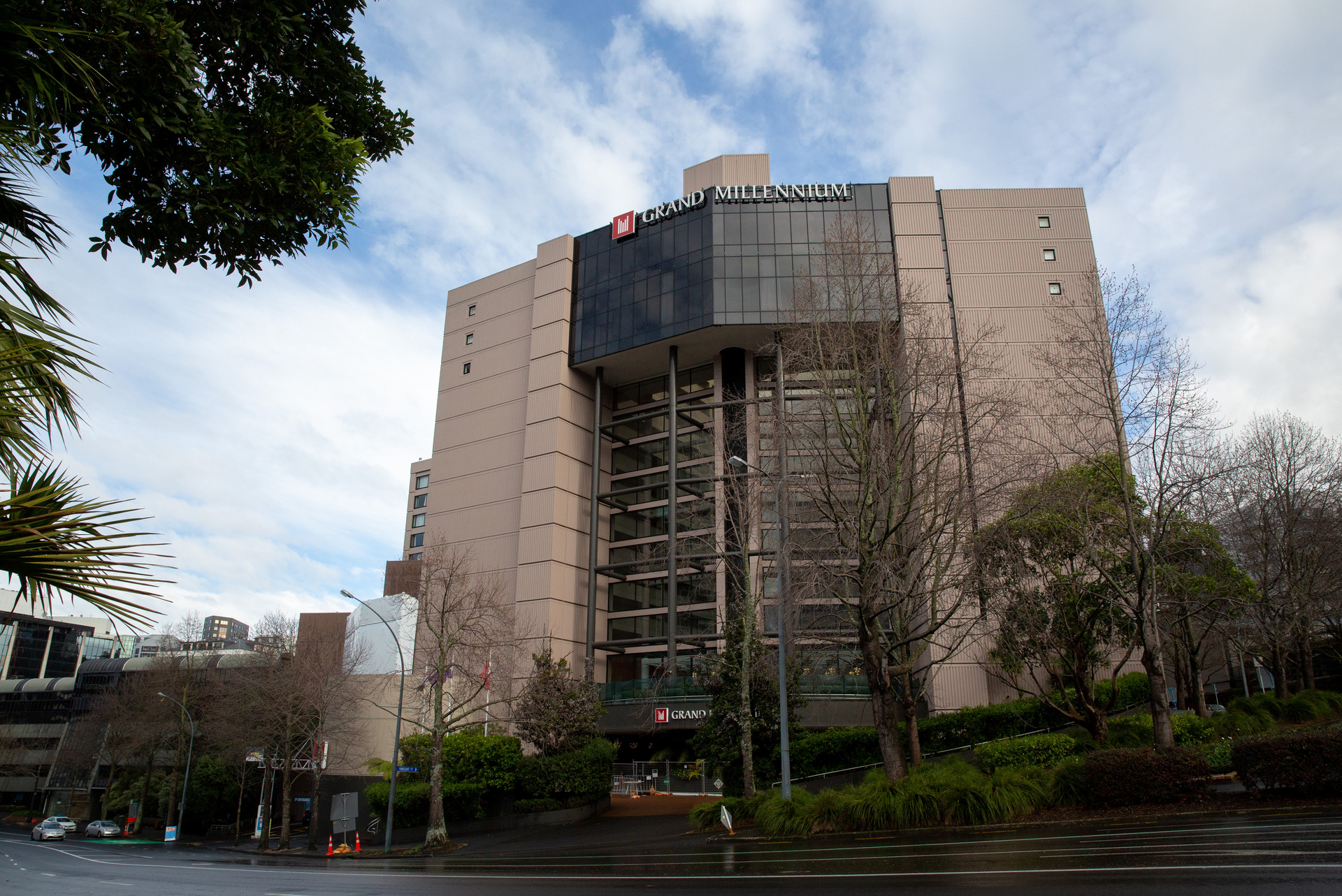 奥克兰千禧酒店又一名工作人员确诊，到访地点公布
