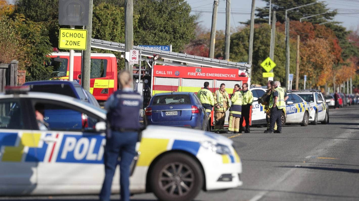 基督城警方处理一起涉枪事件
