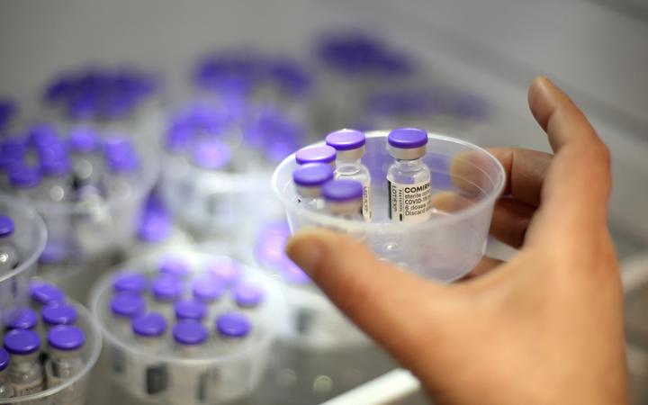 迄今最大规模一批辉瑞疫苗运抵新西兰