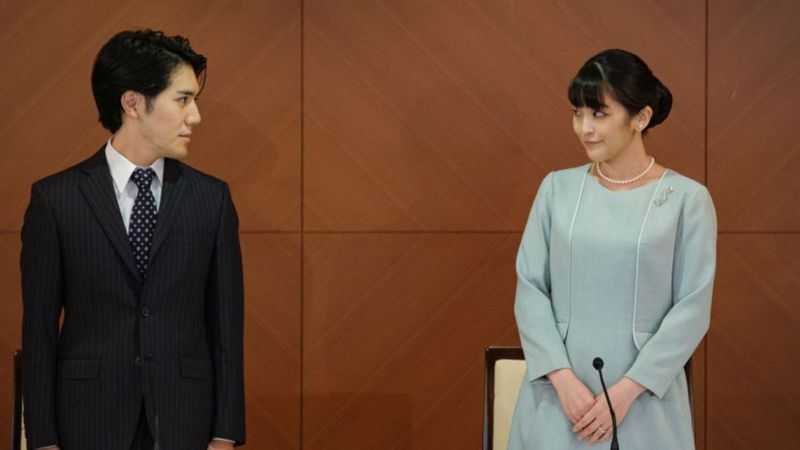 日本真子公主与平民男友结婚同时脱离皇室
