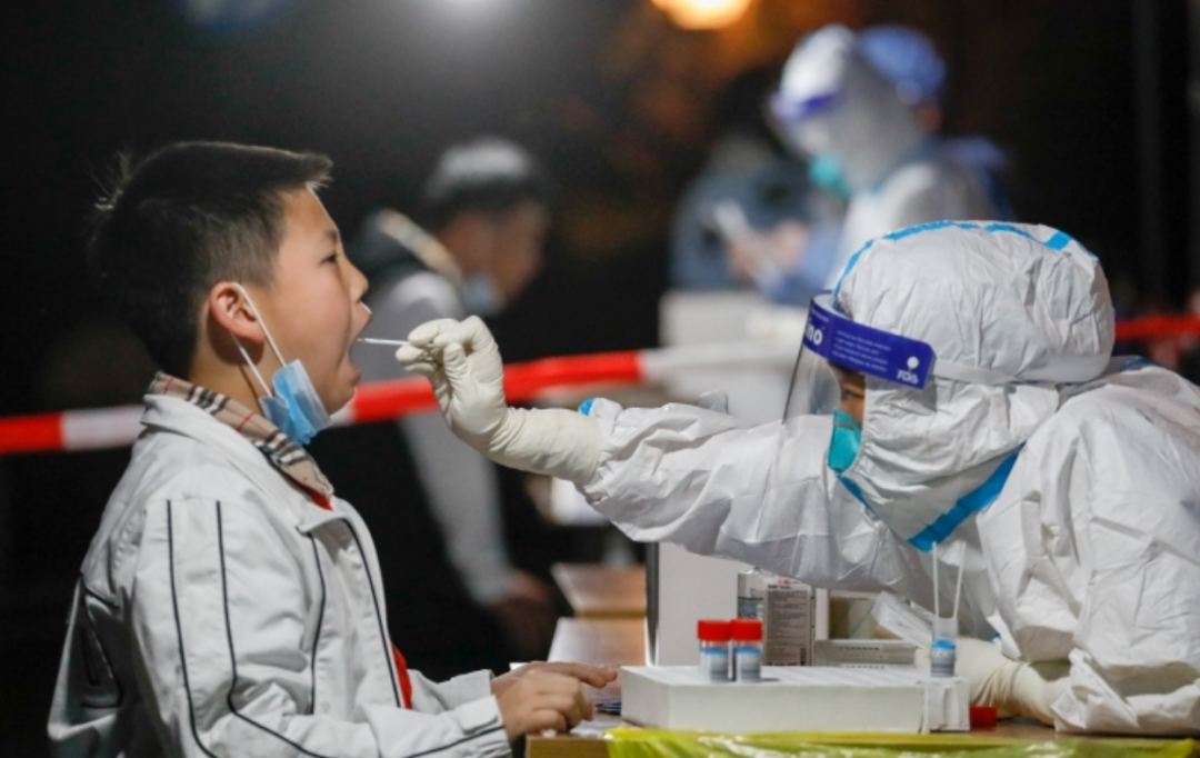 小区4次核酸全阴为何不解封？上海发布解释封控细则