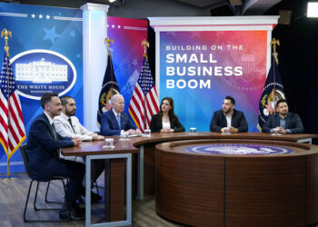 首季度GDP环比下滑1.4%，拜登称不担心美国经济出现衰退
