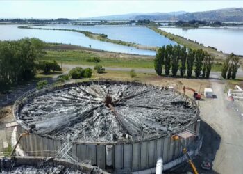 基督城损毁污水厂周围空气中发现硫磺气体