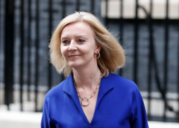 特拉斯当选新一任英国首相，将前往苏格兰接受任命