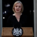 英首相发表讲话：我们将效忠国王