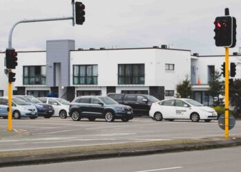 周知：林肯路和Barrington Street繁忙路口周末将封闭施工，请提前绕行