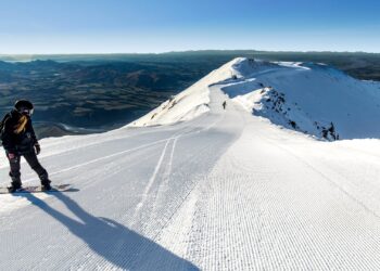 抓住今年滑雪季的尾巴 Mt Hutt雪场延长开放至劳动节长周末