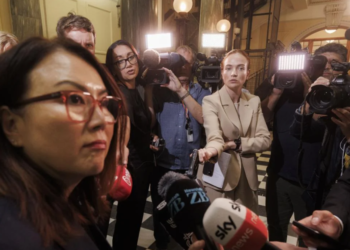 新西兰知名主流新闻媒体Newshub计划关闭，媒体行业面临严峻挑战
